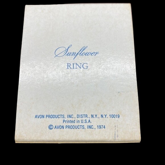 Vtg 1974 Avon Ring Sunflower Faux Brown Topaz Goldtone Sun Flower w Box Medium - Picture 8 of 8